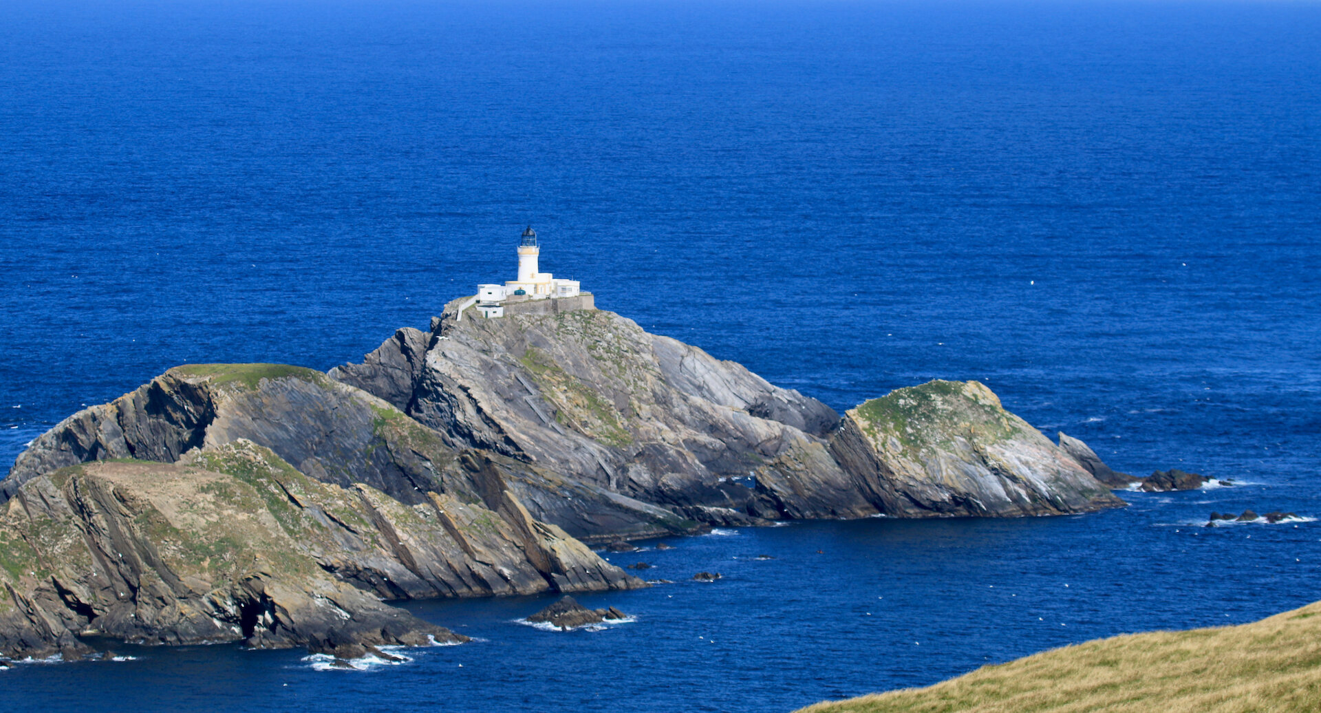 Approaching Muckle Flugga.