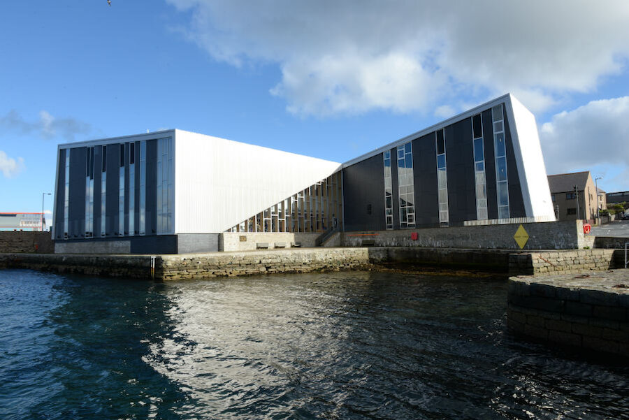 The arts centre, Mareel, includes a concert hall, two cinemas, audio and television facilities and a cafe-bar.