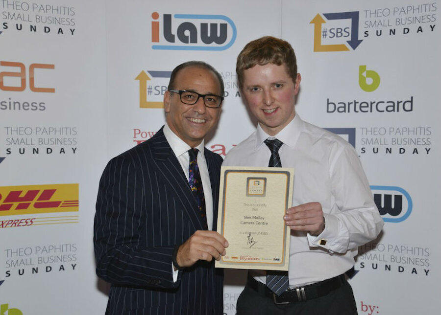 Ben Mullay receives the award from Theo Paphitis (Courtesy Theo Paphitis Small Business Sunday)