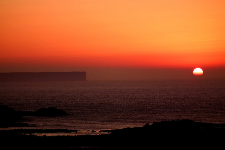 A spectacular sunrise seen from Quarff, in Shetland’s South Mainland (Courtesy Neil Henderson)