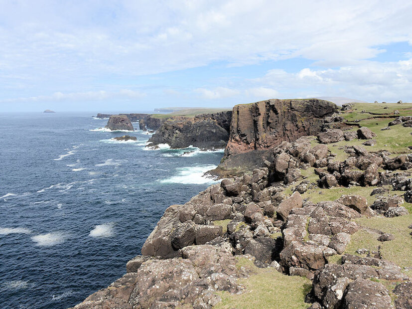 A rugged coastline: Eshaness in Shetland | Alastair Hamilton