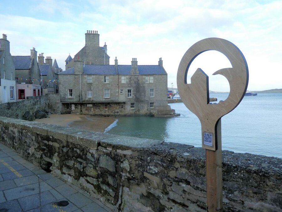 One of the tidal markers recently erected to coincide with COP26. | Alastair Hamilton