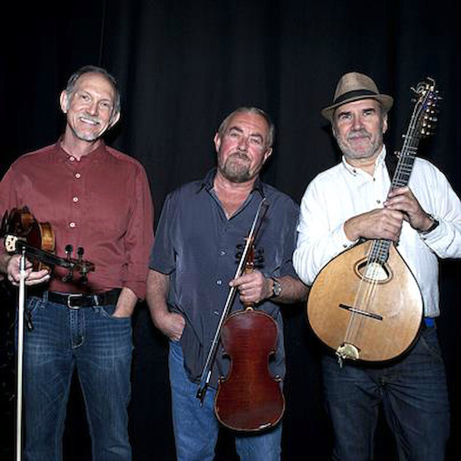 Aly Bain (centre), Bruce Molsky and Ale Möller (Courtesy Shetland Arts)