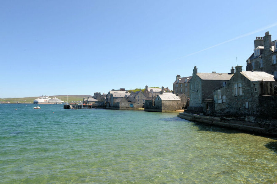 In the oldest part of Lerwick, the south end, buildings (including the Queen's Hotel) meet the sea (Courtesy Alastair Hamilton)