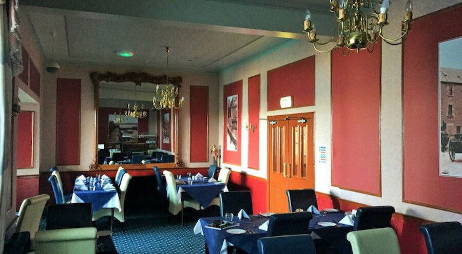 The dining room at the Queen's Hotel (Courtesy Ryden)