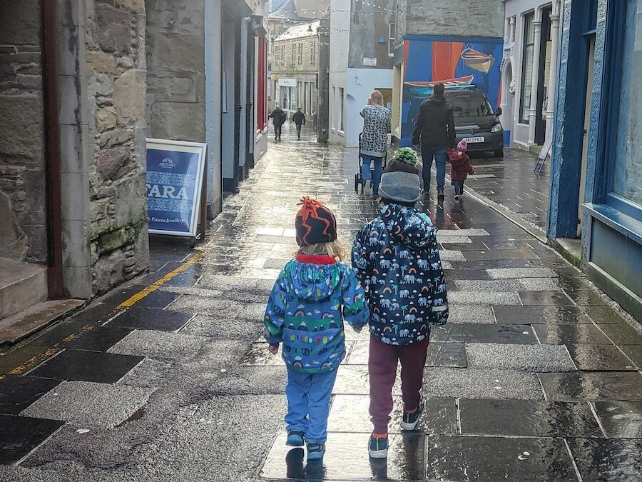 Exploring on 'Da Street' on a rainy day