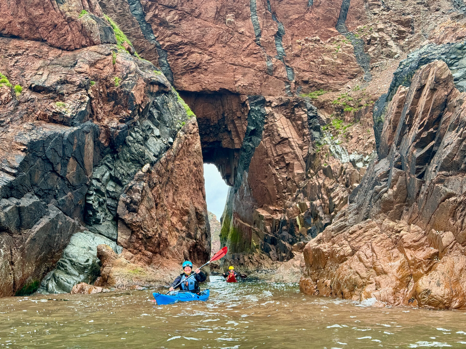 Muckle Roe - an island off Shetland's North Mainland - offers spectacular caves and tunnels to paddle through