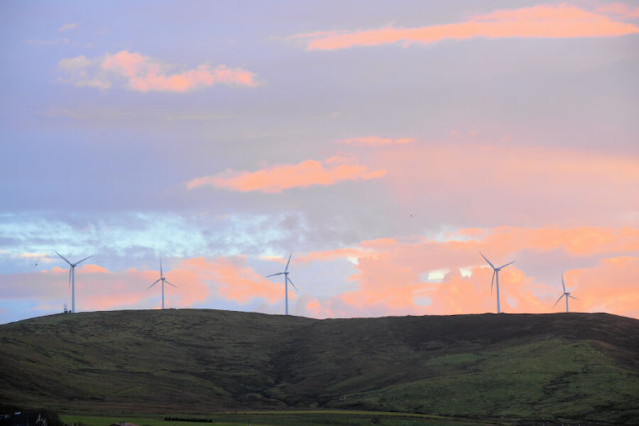 Burradale Wind Fram, near Lerwick (Courtesy Alastair Hamilton)