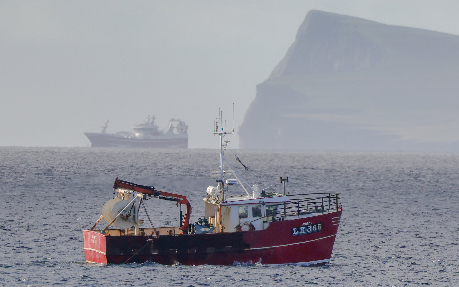 The fishing fleet includes varied vessels, from smaller whitefish boats through to impressive pelagic vessels.