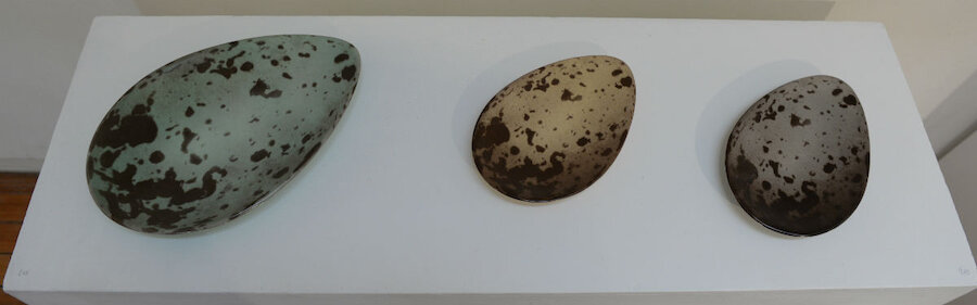 Bill Brown's 'egg' plates are impeccably realised (Courtesy Alastair Hamilton)