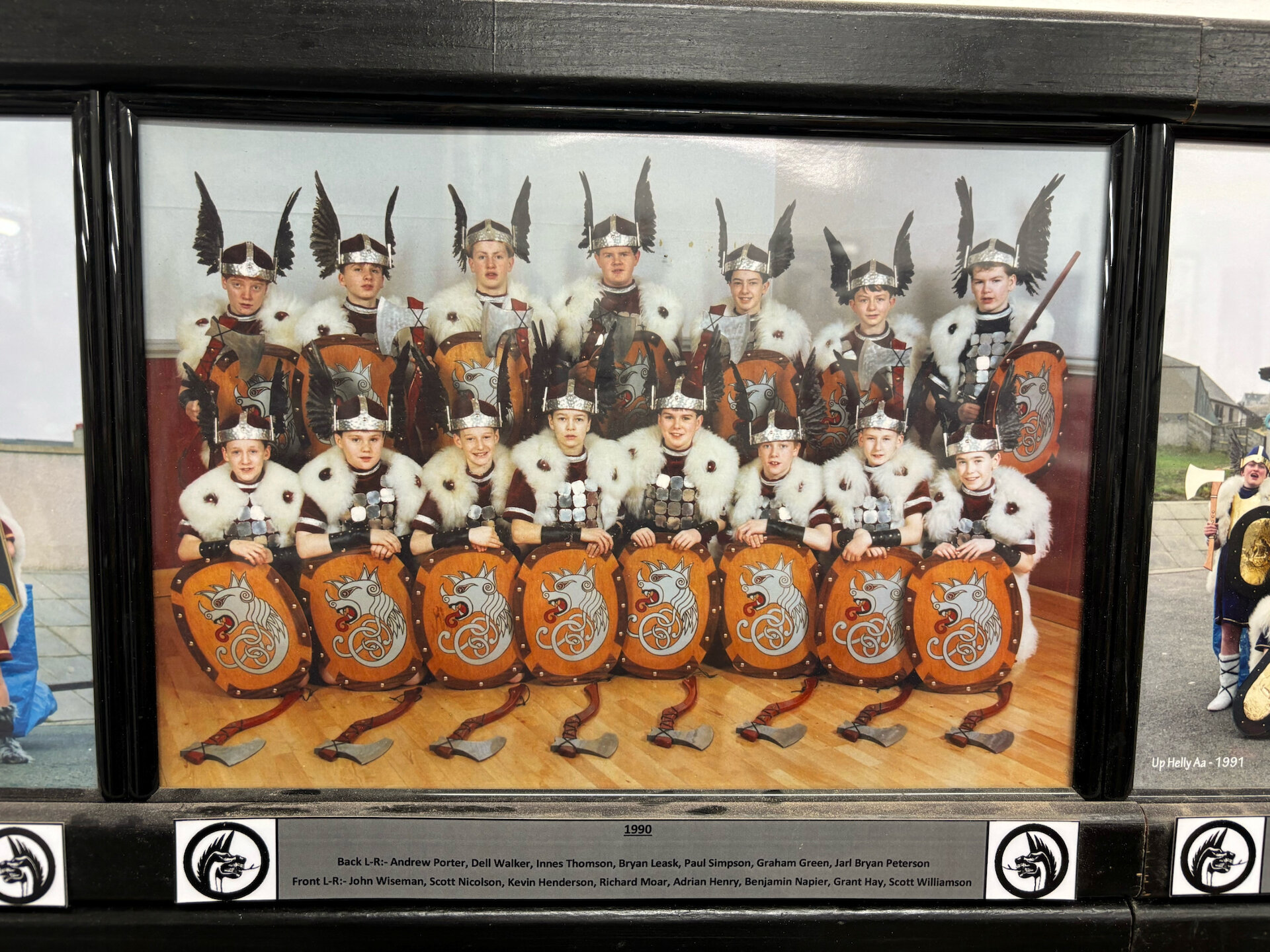 Junior Jarl Bryan Peterson and his squad in 1990.