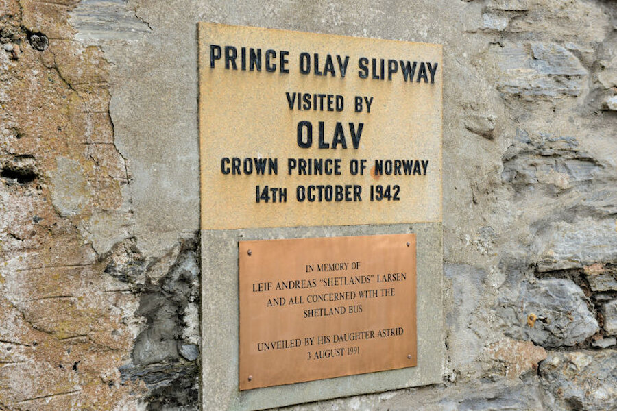 A plaque records the visit by Prince Olav of Norway (Courtesy Alastair Hamilton)